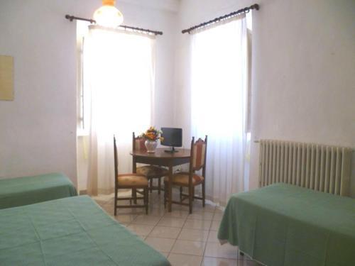 Hotel Ape Elbana 2*